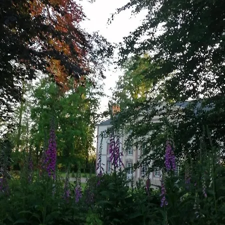 E Andre Le Domaine Des Jardins De Bed and Breakfast