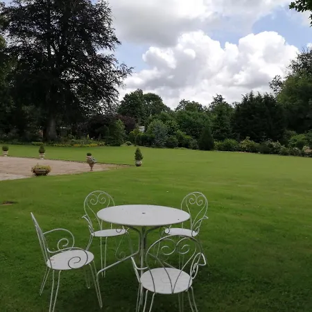 E André Le Domaine Des Jardins De